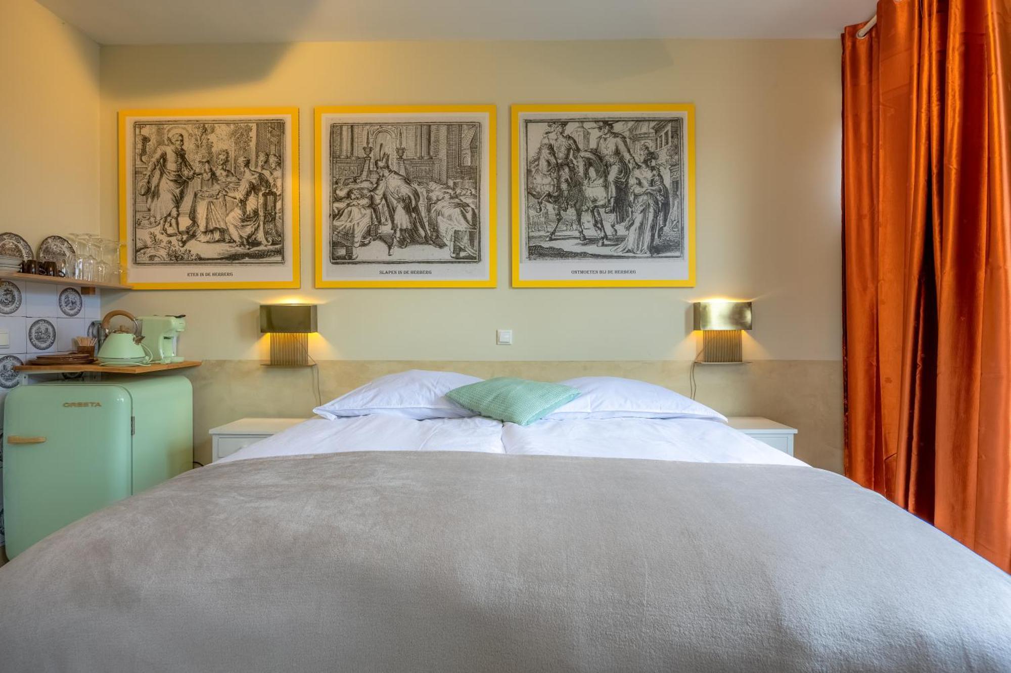 Unieke Bed En Breakfast Met Historisch Verhaal In Ferwert Ferwerd Exteriér fotografie